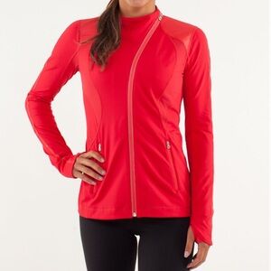 Lululemon Run Track Time Jacket Size 6 Current Red Power Luxtreme Thumbholes